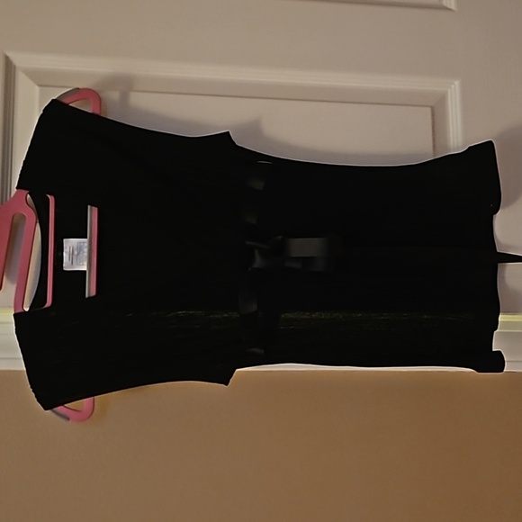 Channel Top - Picture 3 of 10